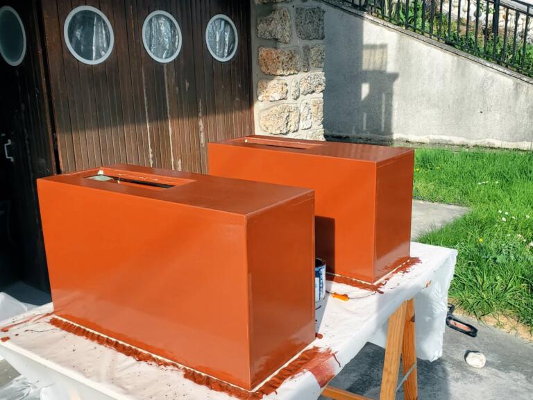 Fabrication des enceintes LEMG Studio : Premières peintures