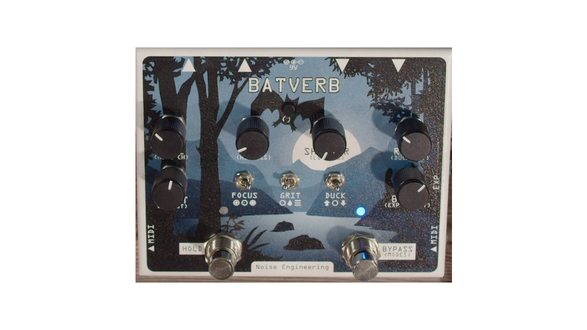 Batverb - Découvrez la Batverb sur le stand de Noise Engineering!