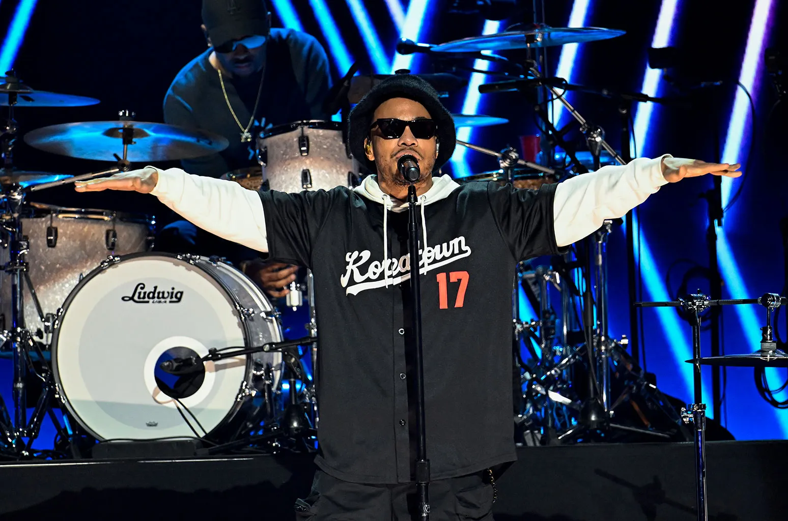 Dr. - Anderson .paak invite Dr. Dre pour 'still D.r.e.' & 'california Love' au concert Fireaid