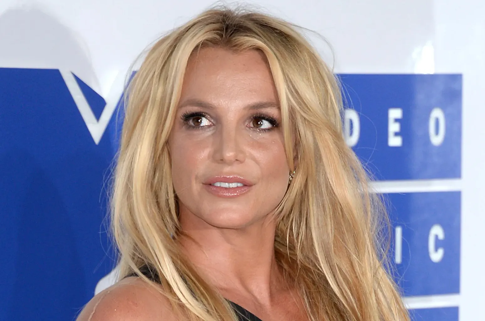 Britney - Britney Spears évacue sa maison pendant les incendies à Los Angeles: "Je prie que vous alliez bien"