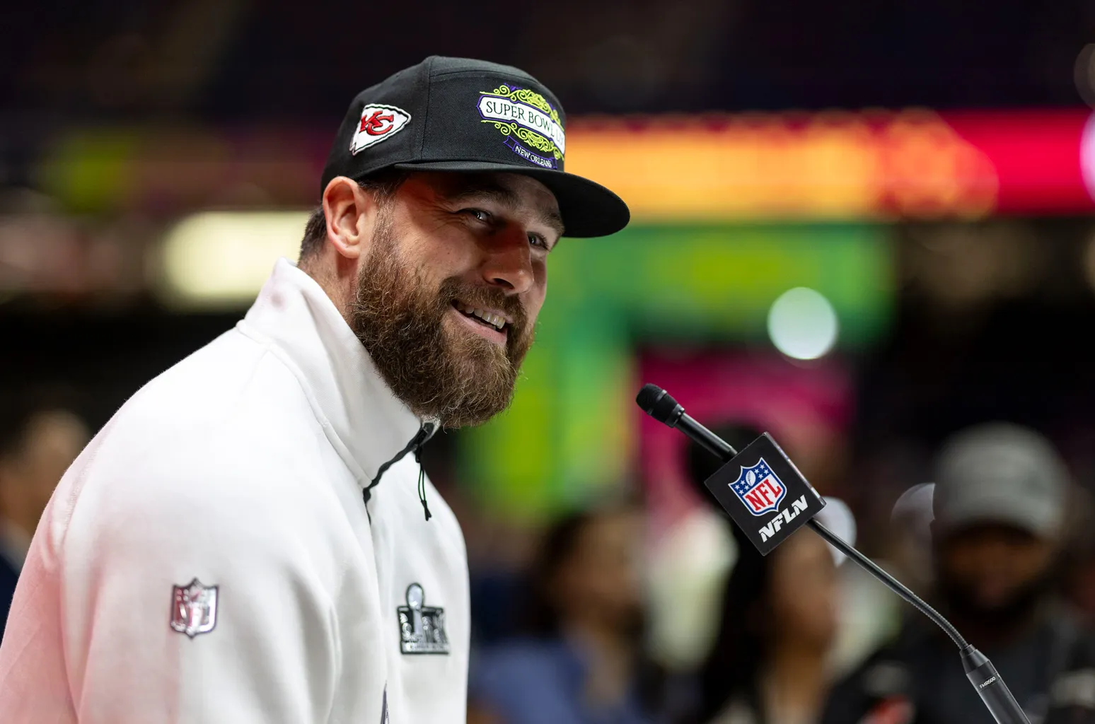 Super Bowl - Travis Kelce déclare que ce sera un « grand honneur » d'accueillir le président Donald Trump au Super Bowl