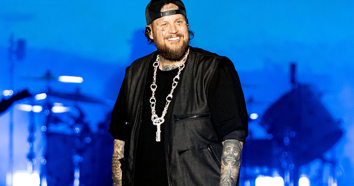 Jelly - Jelly Roll dévoile sa perte de poids et rencontre le Pape Léon XIII à Rome : « De l’abîme au sol sacré »