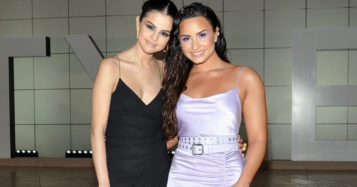 Demi - Demi Lovato félicite Selena Gomez pour ses fiançailles avec Benny Blanco : « Je lui souhaite juste le meilleur »