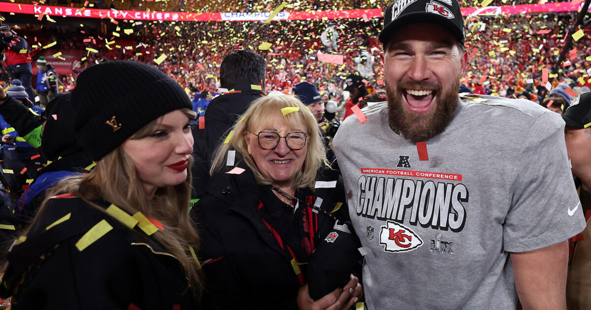enfants - Jason Kelce affirme que sa mère Donna est prête pour que Travis et Taylor Swift aient des enfants : « elle lui met un peu de pression »