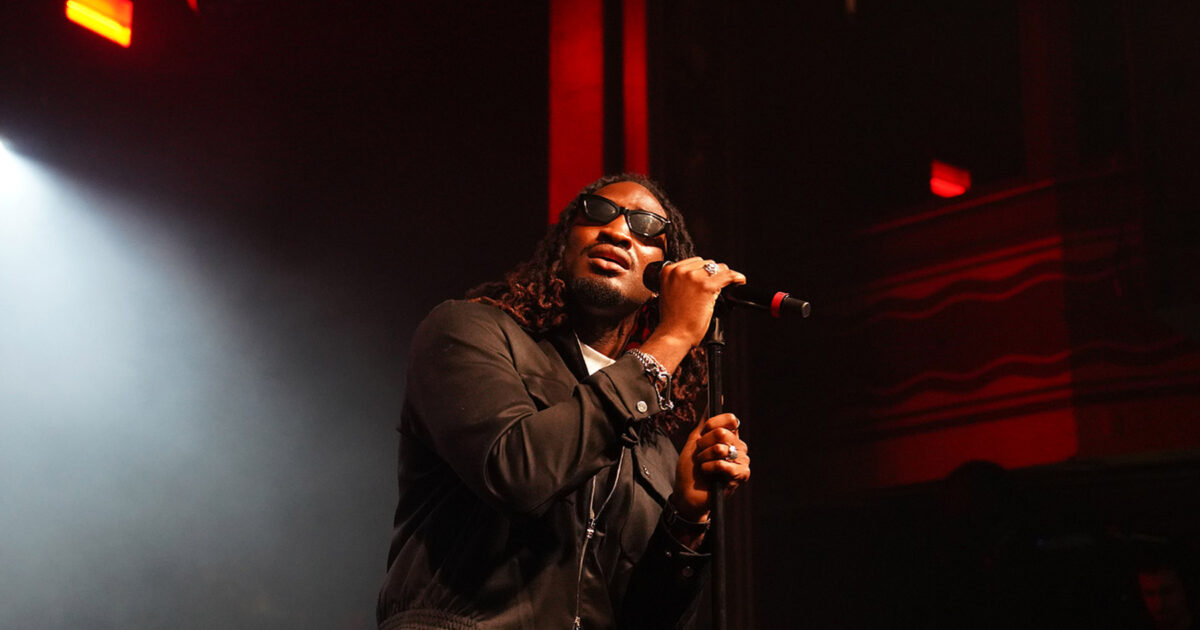 Bieber - Justin Bieber Loue Odeal Lors de Son Passage à L.A. : « Votre Style Est Indéniablement Le Plus Stylé »