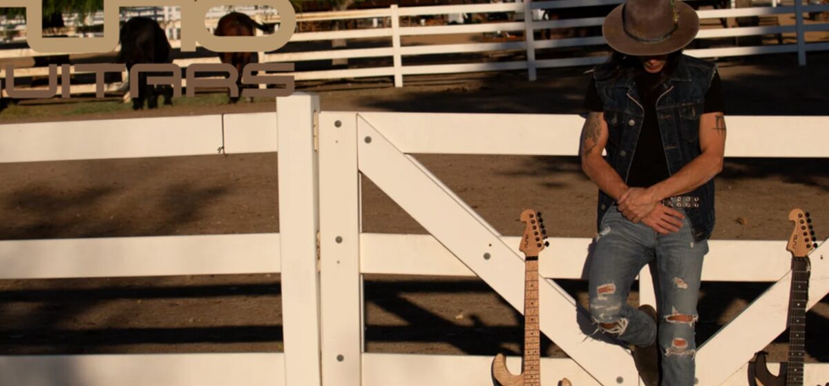 Guitars - Nuno Bettencourt Lance Sa Marque, Nuno Guitars