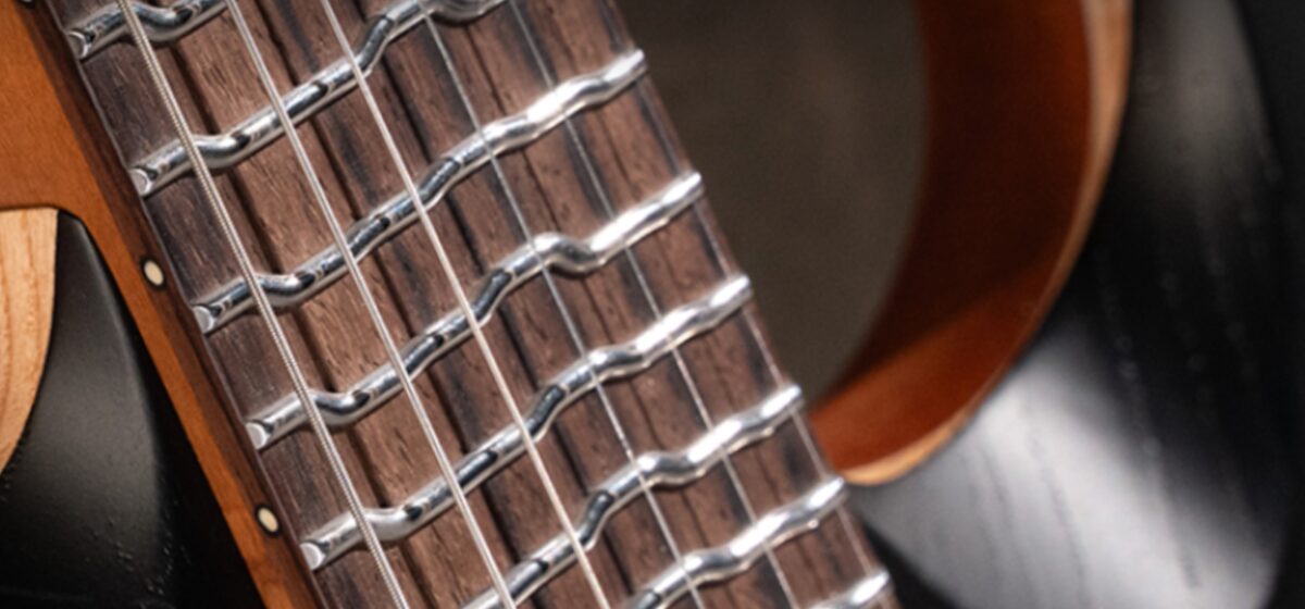 Guitare - Des Manches de Guitare Disponibles chez True Temperament