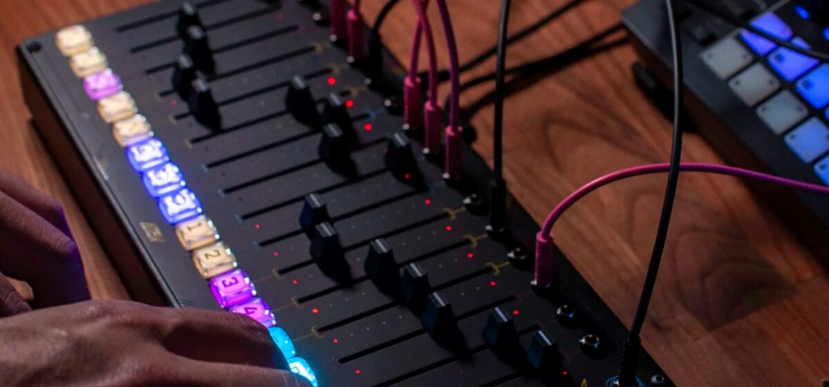 Faderpunk - Atov Présente Le Faderpunk