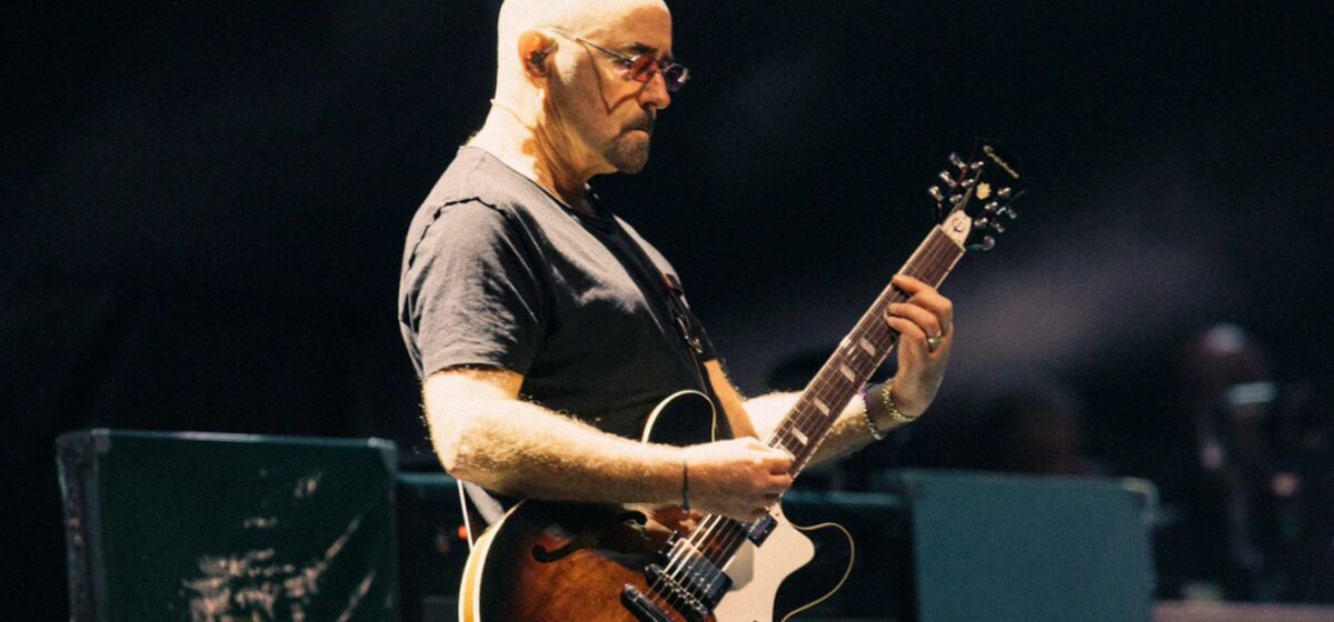 Guitaristes - Epiphone Honore les Deux Guitaristes d'Oasis avec Deux Modèles Signature