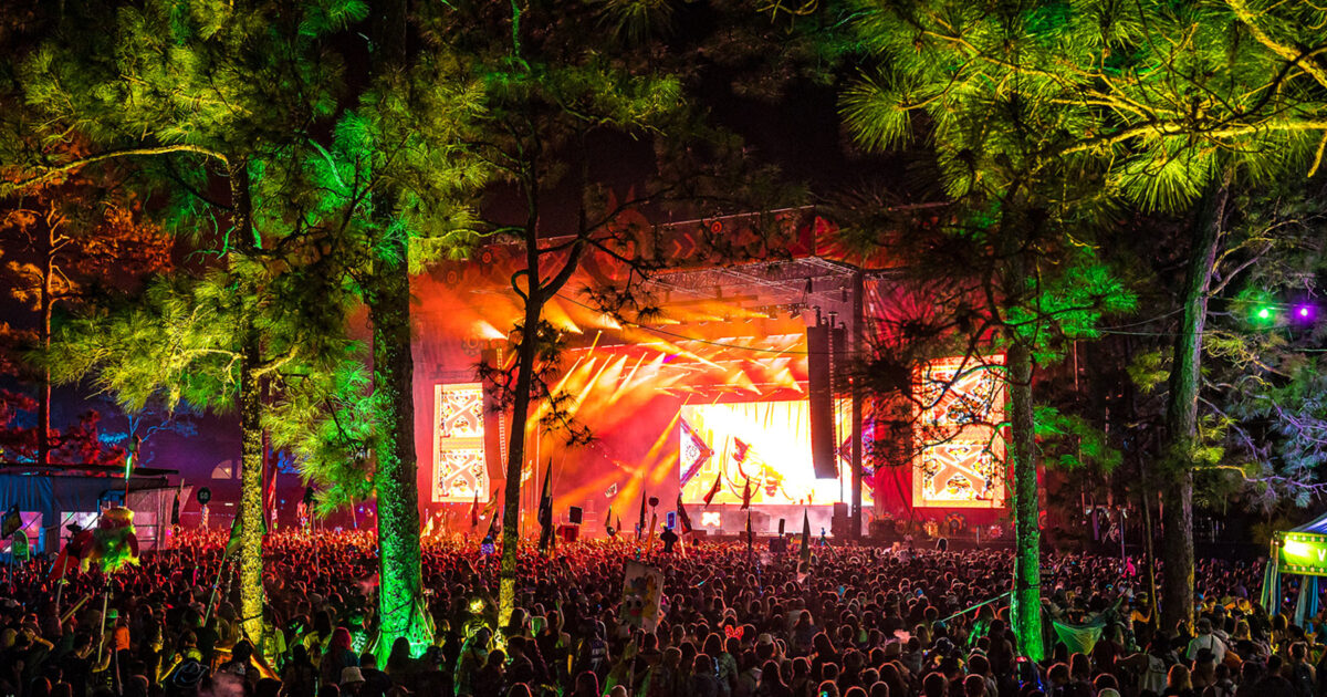 Fisher - Okeechobee fait son retour après 3 ans d'absence avec les têtes d'affiche Fisher, The Lumineers, T-Pain et Griz