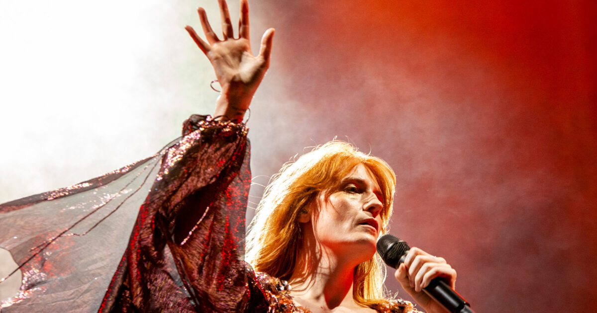 abracadabra - Florence + The Machine interprète ‘abracadabra’ de Lady Gaga lors d'un set mystérieux sur SiriusXM