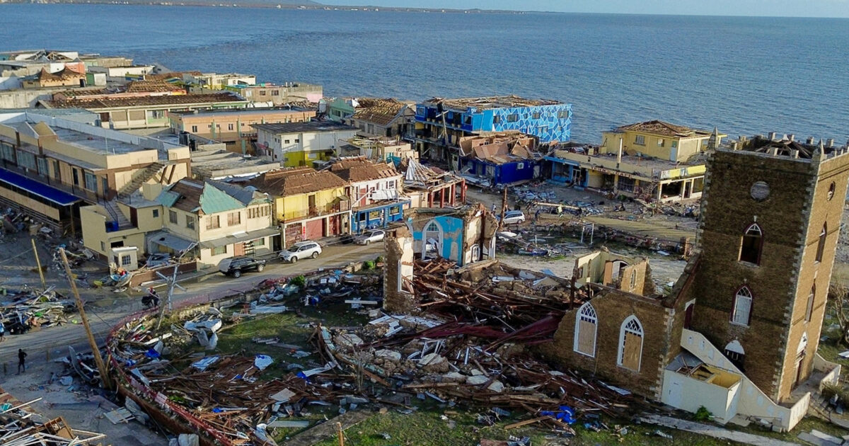 ouragan - Missy Elliott, Vybz Kartel et d'autres réagissent à l'ouragan Melissa qui ravage la Jamaïque et Cuba : « Prions pour tout le monde »