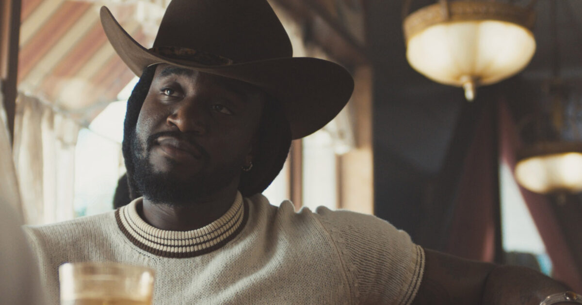 album - « Je n'aurais pas dû te dire ça » : Shaboozey révèle tout sur son nouvel album féministe et la conception d'une voiture de course F1.