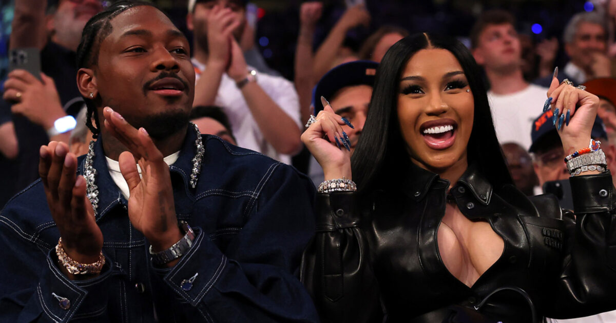 bébé - Stefon Diggs révèle le sexe du bébé avec Cardi B et tease que la naissance sera « très bientôt »