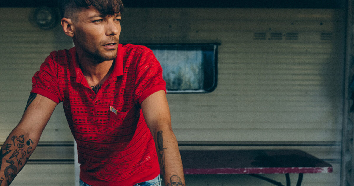 chansons - Louis Tomlinson dévoile l'une de ses « chansons préférées » de son prochain album : écoutez « palaces » dès maintenant