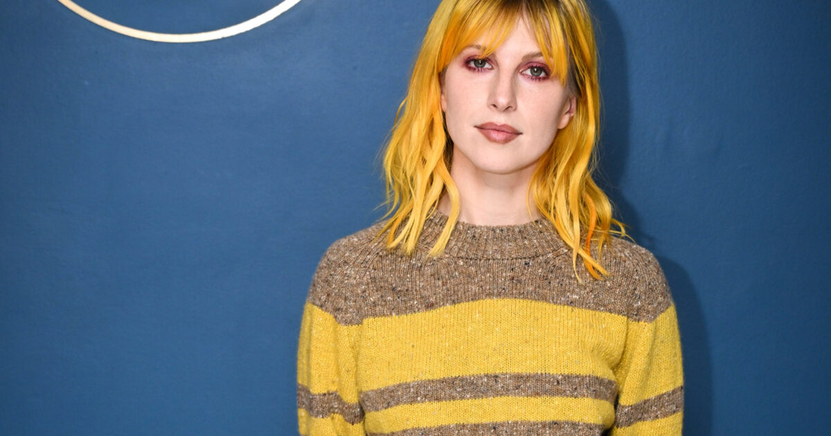 fans - Hayley Williams déclare que les fans racistes et anti-trans ne sont pas les bienvenus lors de sa tournée