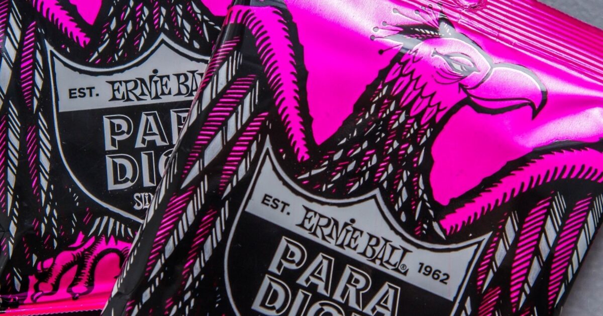 cordes - Test des cordes Ernie Ball Paradigm Slinky : pourquoi sont-elles indispensables ?