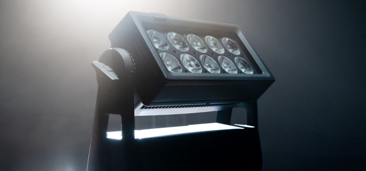 Acteur - Un Nouveau Acteur Dans La Série Neo De Roxx Light