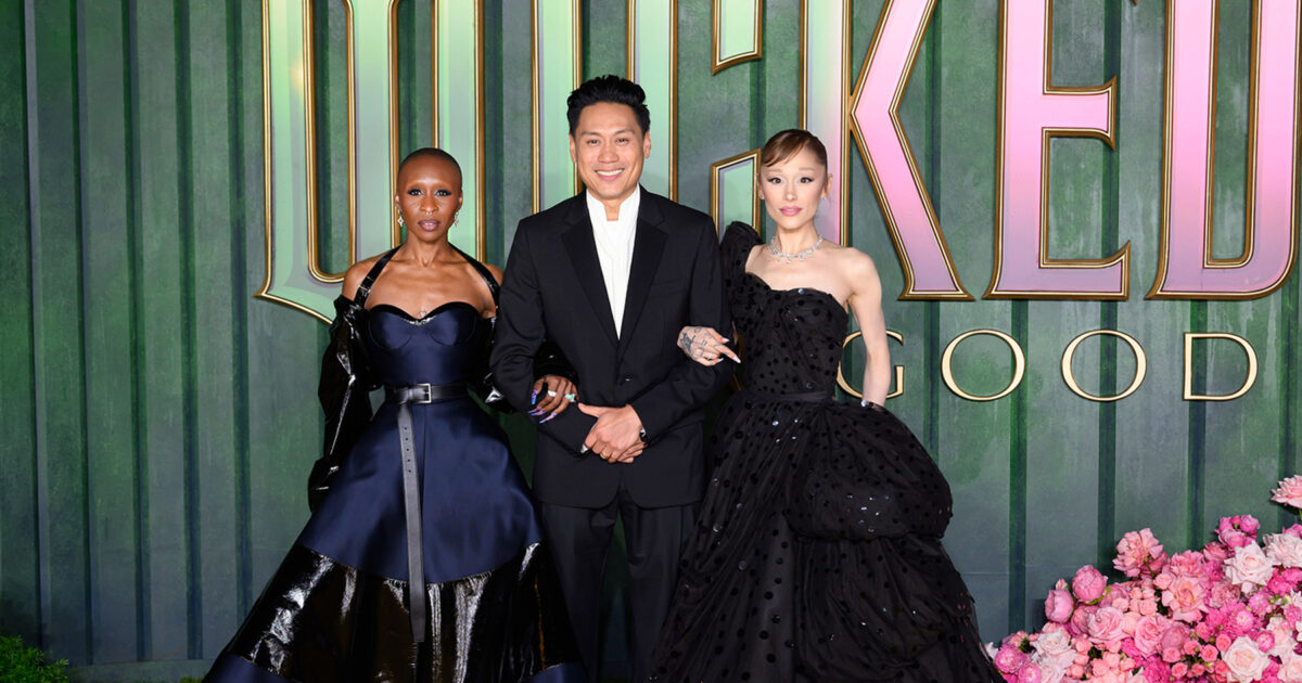réalisateur - Le réalisateur de ‘Wicked’, Jon M. Chu, défend la ‘vraie amitié’ d'Ariana Grande et Cynthia Erivo face aux critiques