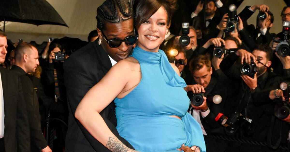 bébé - Rihanna laisse entendre qu'elle souhaite un quatrième bébé avec A$ap Rocky en 2026 : « Donc je ne suis pas folle alors ? »