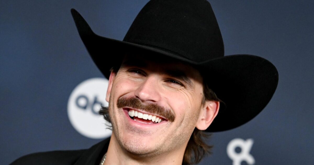 fête - Tucker Wetmore et Loud Luxury se produiront à la fête de week-end du Super Bowl de Guy Fieri : « Nous organisons le plus grand tailgate »